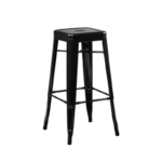 TABOURET EN ROTIN
