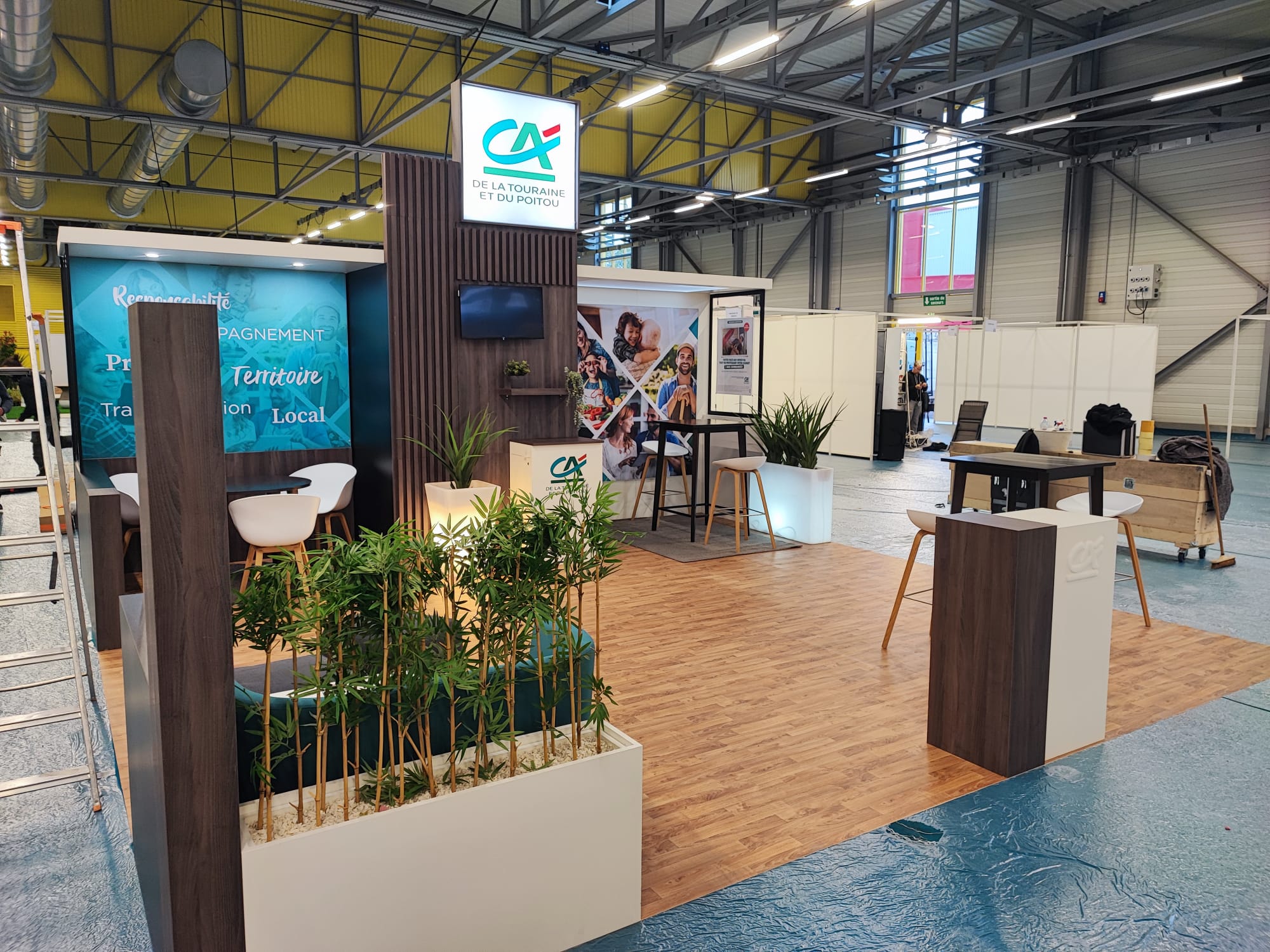 N°3 - 21m2_Crédit agricole Touraine Poitou_Stand d'exposition professionnel_Halbout Events